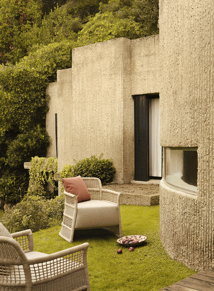 ESCALA LOUNGE CHAIR | POINT, SL